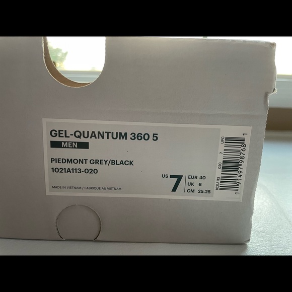 ASICS Running Shoe - Picture 9 of 9